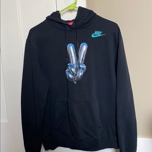 nike hoodie